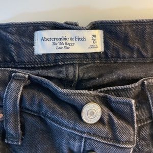 Abercrombie & Fitch Low-Rise Jeans